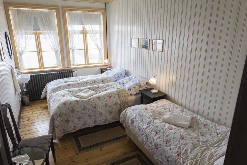 Einarshusid Guesthouse Bolungarvik ห้อง รูปภาพ