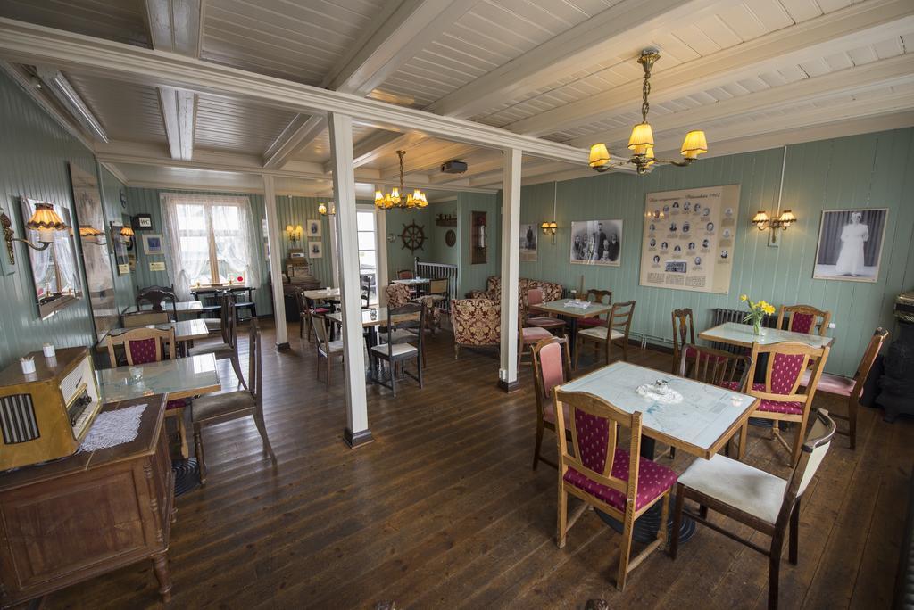 Einarshusid Guesthouse Bolungarvik ภายนอก รูปภาพ